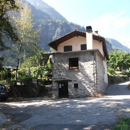 Grotto Pergola Bed & Breakfast Giornico Dış mekan fotoğraf